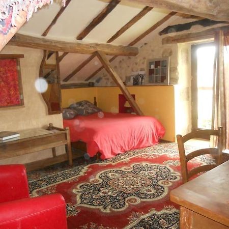 Bed and Breakfast Joli Bois Montrollet Exterior foto